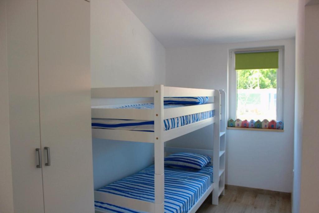 Apartments For Families With Children Zdrelac, Pasman - 8424 Exterior photo